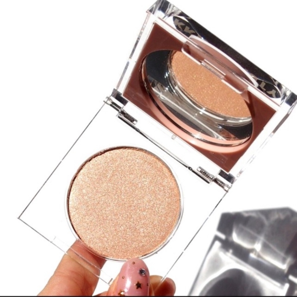 KKW GLITZ AND GLAM HIGHLIGHTER SMOKEY VOLUME 1 NWT